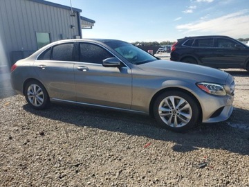 Mercedes Klasa C W205 2020 Mercedes-Benz Klasa C 300 2020 2.0l 2.0 Benzyna 255KM, zdjęcie 4