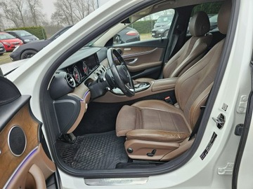 Mercedes Klasa E W213 Kombi 2.0 220d 194KM 2017 Mercedes E 220 2,0 diesel 195KM Automat nawigacja, zdjęcie 4