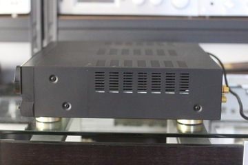 Интегральный усилитель Harman Kardon HK670