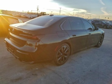 BMW Seria 7 G70 2025 BMW Seria 7 740i 2025 3.0l 3.0 Benzyna 375KM, zdjęcie 3