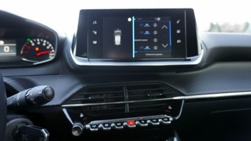 Peugeot 208 II Hatchback 1.2 PureTech 75KM 2021 Peugeot 208 2021 Rok Bogate wyposażenie, zdjęcie 24