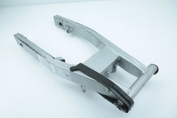 HONDA VARADERO 125 01-06 WAHACZ TYŁ