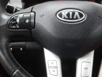 Kia Ceed I SW Facelifting 1.4 DOHC CVVT 90KM 2011 Kia Ceed 1.4 CVVT, Klima, Podgrzewane siedzienia, zdjęcie 14