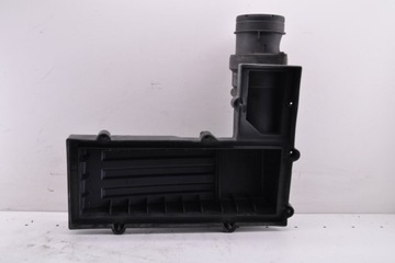 VRCH DÍL POUZDRO FILTRU VZDUCHU VW TOURAN (1T3) 3C0129601 2.0L DIESEL