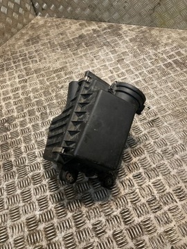 BMW X5 E53 POUZDRO FILTRU VZDUCHU