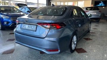 Toyota Corolla XII Sedan Facelifting 1.5 VVT-i 125KM 2023 Toyota Corolla 1.5 Benzyna 125 km tylko 32 tys. przebiegu 1.5 Benzyna 125KM, zdjęcie 21