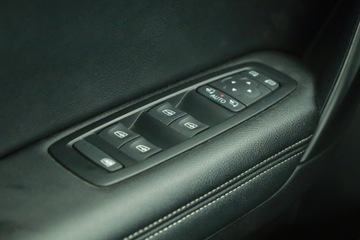 Renault Megane IV Hatchback 5d 1.3 TCe 140 FAP 140KM 2019 Renault Megane 1.3 TCe, Salon Polska, Automat, zdjęcie 13