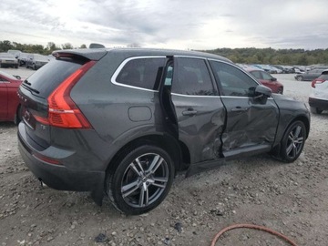 Volvo XC60 II 2021 Volvo XC 60 T5 Momentum 2021 2.0l 2.0 Benzyna 250KM, zdjęcie 3