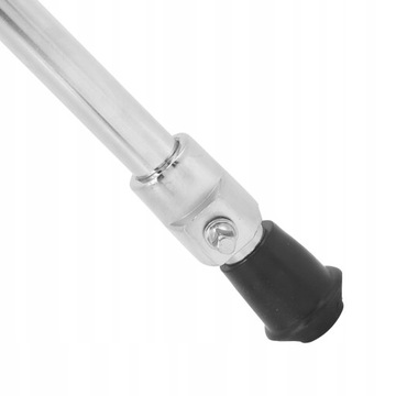 Пара ножек большого барабана с фиксированной опорой.