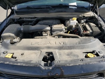  RAM 1500 Laramie 2021 5.7l 5.7 Benzyna 395KM, zdjęcie 6