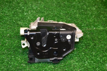 PORSCHE CAYENNE II 7P ZÁMEK PRAVÝ PŘEDNÍ DVEŘE