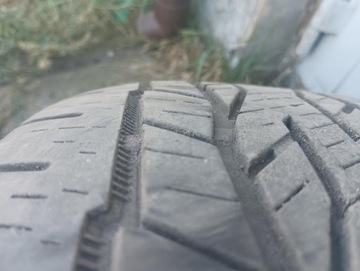 4X KOLA ALU RÁFKY Z PNEUMATIKA NISSAN PATHFINDER NAVARA