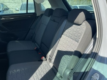 Volkswagen Tiguan II SUV Facelifting 2.0 TDI 150KM 2021 Volkswagen Tiguan Automat Klimatronik Parktronik, zdjęcie 15