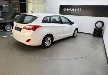 Hyundai i30 II Wagon 1.6 CVVT 120KM 2014 Hyundai i30 Hyundai i30 1.6 Classic 1.6 Benzyna 120KM, zdjęcie 10