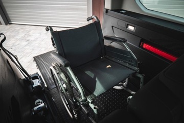 Opel Combo E Kombivan 1.5 Diesel 102KM 2021 Opel combo przewóz osoby na wózku rampa pfron, zdjęcie 8