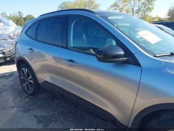 Ford Escape III 2022 Ford Escape FORD ESCAPE SEL 2.0 Benzyna 250KM, zdjęcie 1