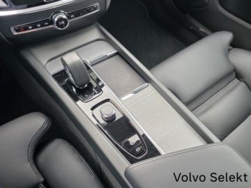 Volvo V60 II  Cross Country Facelifting 2.0 B4 197KM 2023 Volvo V60 Cross Country FV23 Plus Bright B4 197KM, zdjęcie 30