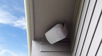 Klipsch AW-400 белый защищенный от атмосферных воздействий уличный динамик