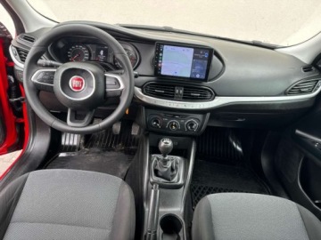 Fiat Tipo II Sedan 1.4 95KM 2019 Fiat Tipo 1.4 Benzyna 95KM Bezwypadkowy 117tys km KAMERA COFANIA Android, zdjęcie 4