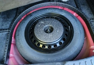 Ford Focus III Sedan Facelifting 1.0 EcoBoost 100KM 2015 Ford Focus Ford Focus 1.0 EcoBoost 99g Trend Benzyna 100KM, zdjęcie 8