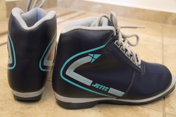 JETTE NNN – РАЗМЕР 37/24 СМ – ИЗОЛИРОВАННЫЙ