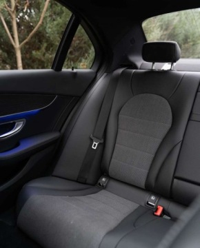 Mercedes Klasa C W205 Kabriolet Facelifting 1.5 200 184KM 2020 Mercedes-Benz Klasa C Mercedes-Benz Klasa C 200 4MATIC 9G-TRONIC 1.5 184KM, zdjęcie 38