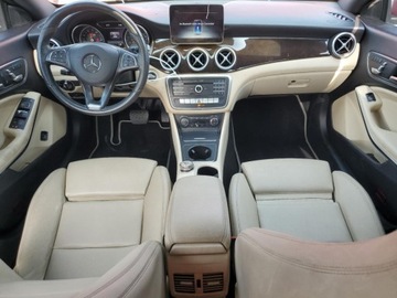 Mercedes CLA C118/X118 2019 Mercedes-Benz CLA 250 2019 2.0l 2.0 Benzyna 208KM, zdjęcie 8