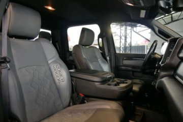  RAM 2500 Powerwagon 2500 Heavy Duty 6400cm3 410KM 6os 3 amort. Wyciagarka, zdjęcie 12