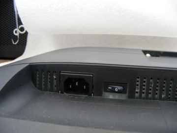 Philips 241P6EPJEB 24 дюйма, 1920 x 1080, светодиодный, IPS, класс A