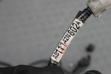 БЛОК ПРЕДОХРАНИТЕЛЕЙ ПРАВЫЙ ЖГУТ ПРОВОДОВ TOYOTA RAV4 IV 2.0 D4D 12-15