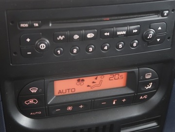 Peugeot 1007 1.6 i 16V 110KM 2005 Peugeot 1007 1.6 16V, Automat, Klima, Klimatronic, zdjęcie 11