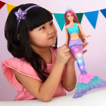 БАРБИ DREAMTOPIA РУСАЛКА МАЛИБУ СИЯЮЩАЯ HDJ36