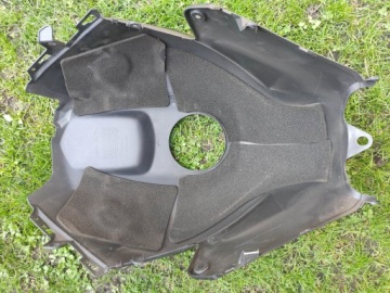 HONDA CBR 600RR PC40 13-18 КРЫШКА ОБТЕКАТЕЛЯ БАКА
