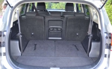 Kia Carens IV Minivan 1.7 VGT CRDi 141KM 2015 Kia Carens Kia Carens 1.7 CRDi Business Line 7os 7DCT 1.7 Diesel 141KM, zdjęcie 23