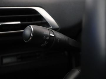 Peugeot 3008 II Crossover 1.2 PureTech 130KM 2017 Peugeot 3008 GT-line full led virtual navi kamera, zdjęcie 34