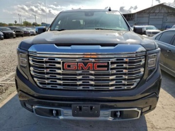  GMC Sierra 2023r., K1500 Denali, 6.2L, od ubezpieczalni 6.2 Benzyna 420KM, zdjęcie 1