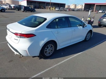 Toyota Corolla XII 2021 Toyota Corolla 2021 TOYOTA COROLLA HYBRID LE 1.8 Hybryda 96KM, zdjęcie 3