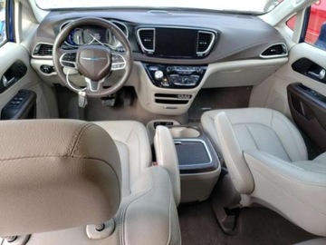 Chrysler Pacifica II 2021 Chrysler Pacifica 2021, 3.6L, HYBRID TOURING L, po gradobiciu 3.6 Hybryda, zdjęcie 6