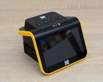 Поврежденный сканер пленок и слайдов KODAK Slide N SCAN с 5-дюймовым ЖК-экраном