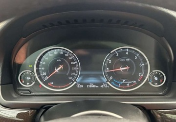 BMW Seria 5 F10-F11 Limuzyna Facelifting 528i 245KM 2015 BMW Seria 5 4x4 528i 245 KM 2015r Bogaty Warszawa 2.0 Benzyna 245KM, zdjęcie 9