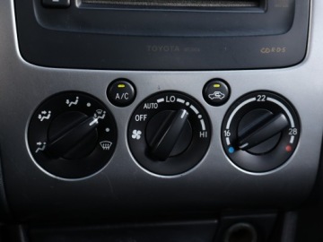 Toyota Avensis I Sedan 1.6 110KM 2001 Toyota Avensis 1.6 VVT-i, Salon Polska, Klima, zdjęcie 16