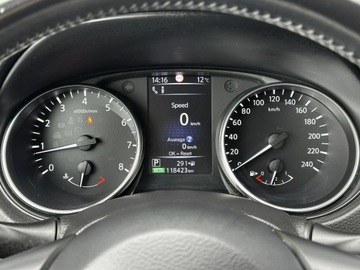 Nissan Qashqai II Crossover 1.2 DIG-T 115KM 2017 Nissan Qashqai Kamera 360, Navi, Grzane fotele,Alu, zdjęcie 15