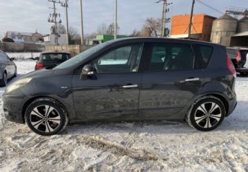 Renault Scenic III Van 1.4 TCe 16v 130KM 2011 Renault Scenic Renault Scenic 1.4 16V TCE Bose Edition 1.4 Benzyna 130KM, zdjęcie 8