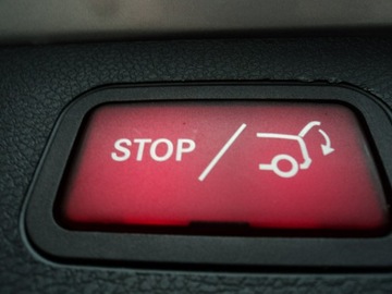 Mercedes Klasa E W213 Kombi 2.0 220d 194KM 2018 Mercedes E 220 sprzedam e klase z 2018r 2.0 DIASEL, zdjęcie 8