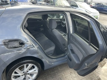 Volkswagen Golf VIII Variant 1.5 eTSI 150KM 2024 Volkswagen Golf PL Automat Kamera Pamięć Podgrz., zdjęcie 5