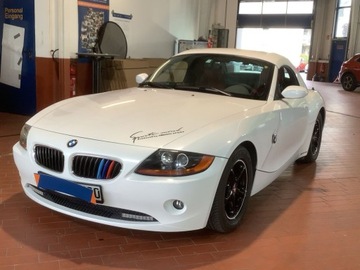 BMW Z4 E85 2003 BMW Z4 2.5i cabrio