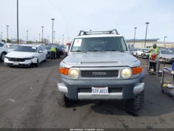 Toyota FJ Cruiser 4.0 239KM 2007 Toyota FJ 2007 r., 4,0L 4.0 Benzyna 239KM, zdjęcie 1