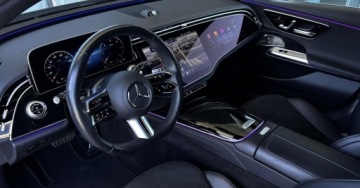 Mercedes Klasa E W214 Sedan 2.0 220d 197KM 2023 Mercedes-Benz Klasa E SalonPL 4Matic AMG Line Kamera 360 Hyperscreen Digit, zdjęcie 9