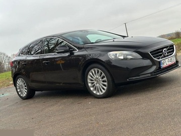 Volvo V40 II Cross Country 2.0 D2 DRIVE-E 120KM 2015 Volvo V40 D2 RDesign 1.6D 120 KM 2015r, zdjęcie 26