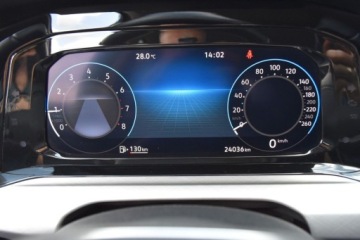 Volkswagen Golf VIII Hatchback 1.5 TSI EVO 130KM 2022 Volkswagen Golf SalonPL TSI 150KM ACC ALU LED LaneAssist Climatronic Ambi, zdjęcie 13